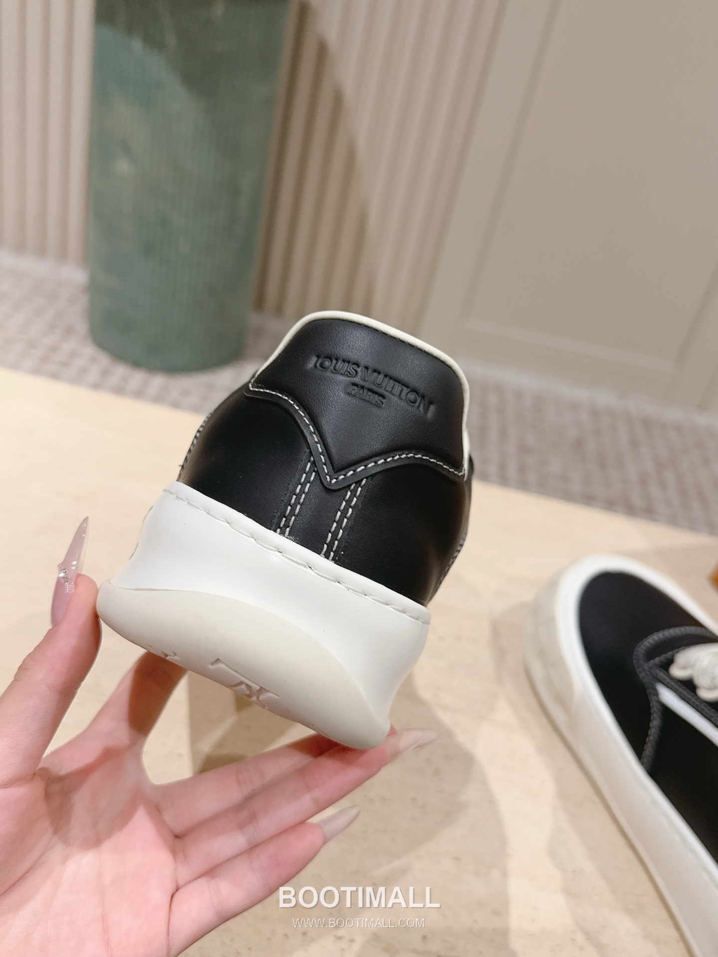 Louis Vuitton Logo Signature Platform Casual Calfskin Mesh White Sneakers 루이비통 로고 시그니처 플랫폼 캐주얼 송아지가죽 메쉬 화이트 스니커즈 6