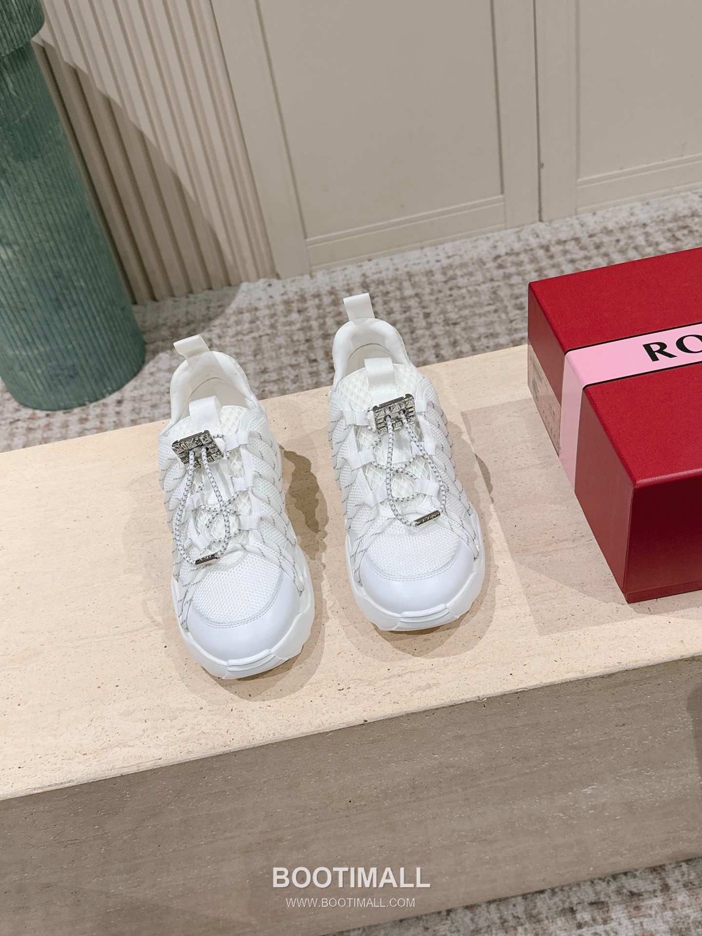 Prada Viv Run Crystal Buckle Mesh Lambskin Black Sneakers 프라다 비브 런 크리스털 버클 메쉬 양가죽 블랙 스니커즈 2