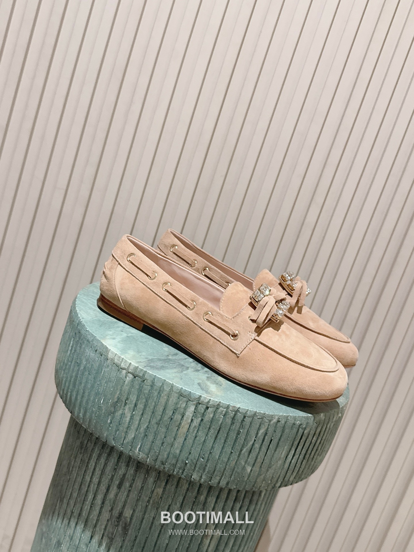 Roger Vivier Belle Vivier Suede Buckle Loafer 로저 비비에 벨 비비에 스웨이드 버클 로퍼 2cm 1