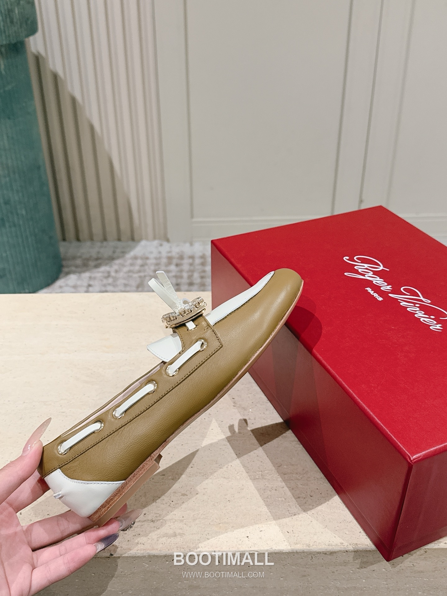 Roger Vivier Belle Vivier Suede Buckle Loafer 로저 비비에 벨 비비에 스웨이드 버클 로퍼 2cm 5