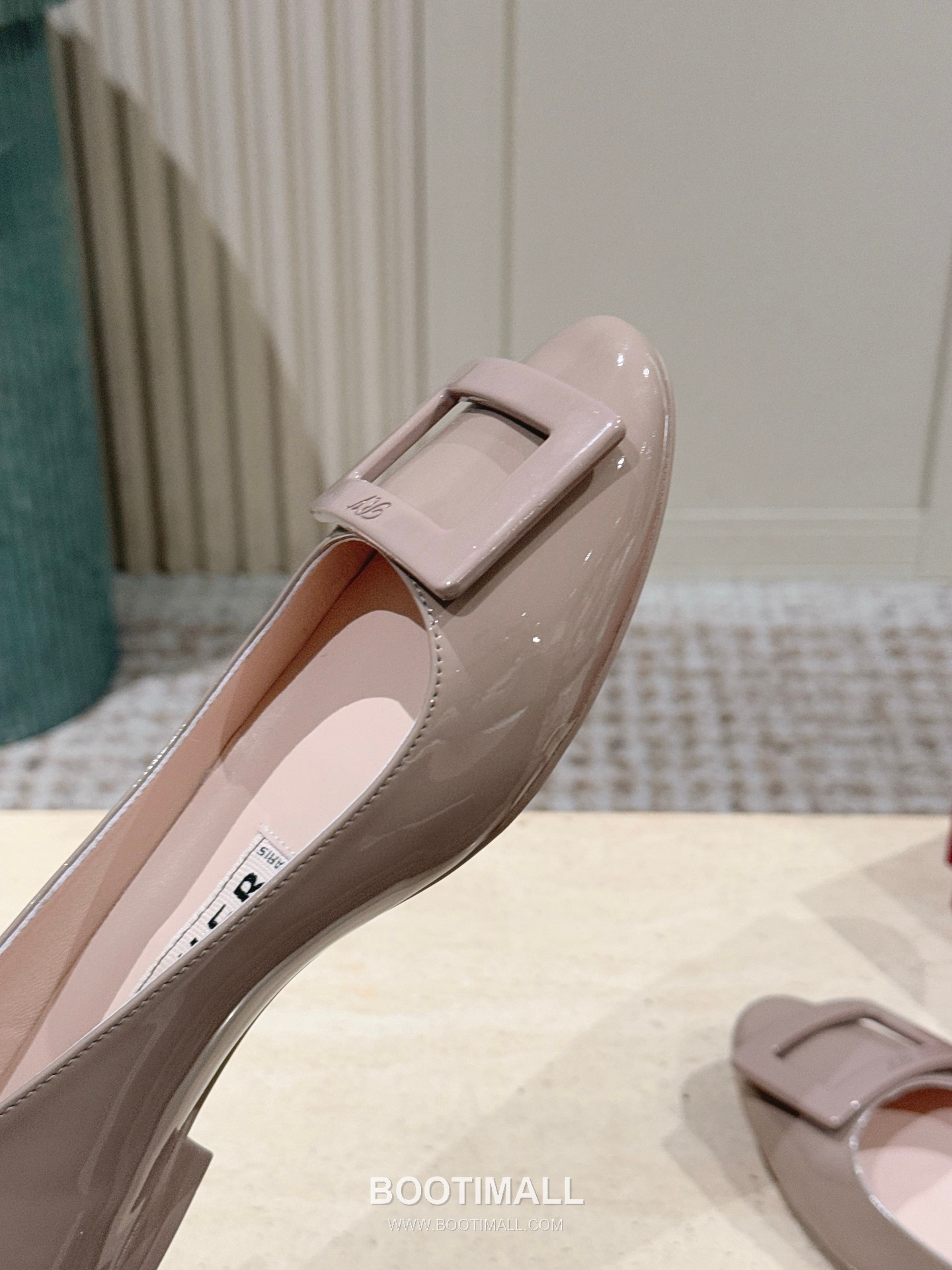 Roger Vivier Patent Leather Buckle Flat 로저 비비에 페이턴트 레더 버클 플랫 2cm 7