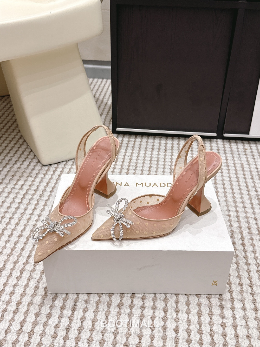 Amina Muaddi Crystal Embellished Slingback Heel 아미나 무아디 크리스탈 슬링백 힐 9.5cm 3