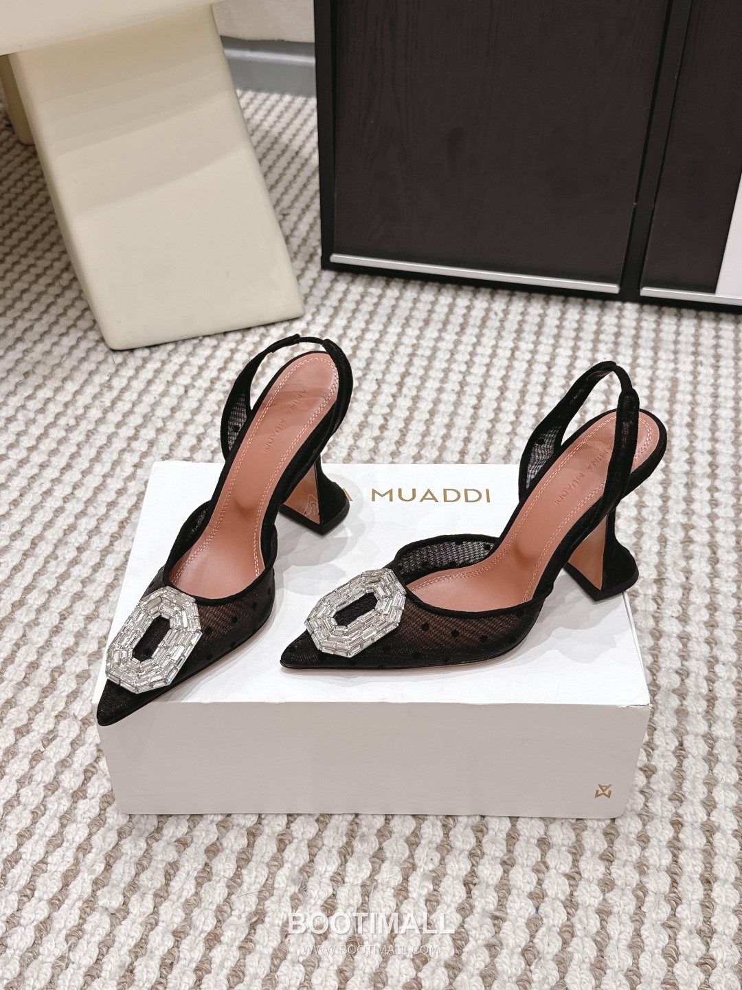 Amina Muaddi Crystal Embellished Slingback Heel 아미나 무아디 크리스탈 슬링백 힐 9.5cm 3