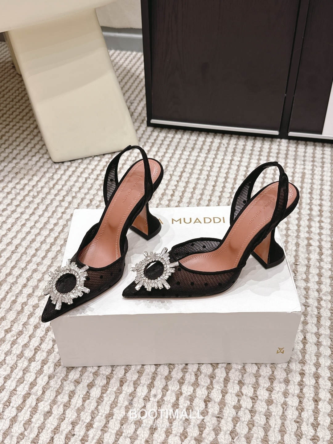 Amina Muaddi Crystal Embellished Slingback Heel 아미나 무아디 크리스탈 슬링백 힐 9.5cm 3