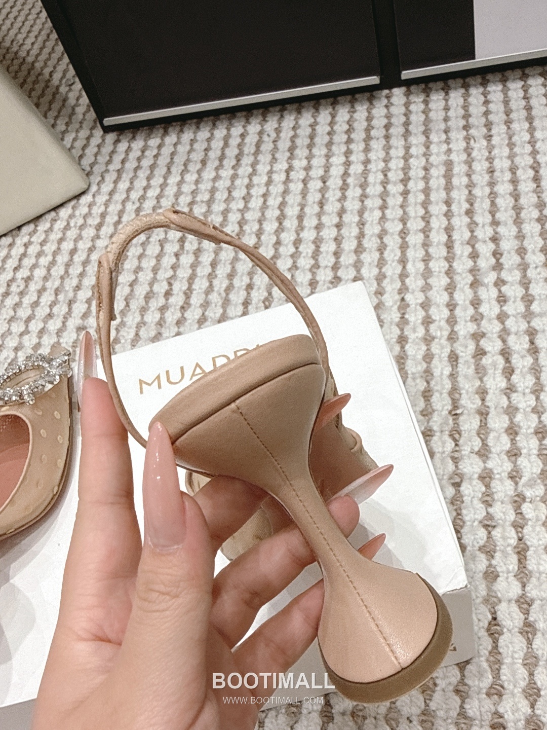 Amina Muaddi Crystal Embellished Slingback Heel 아미나 무아디 크리스탈 슬링백 힐 9.5cm 8