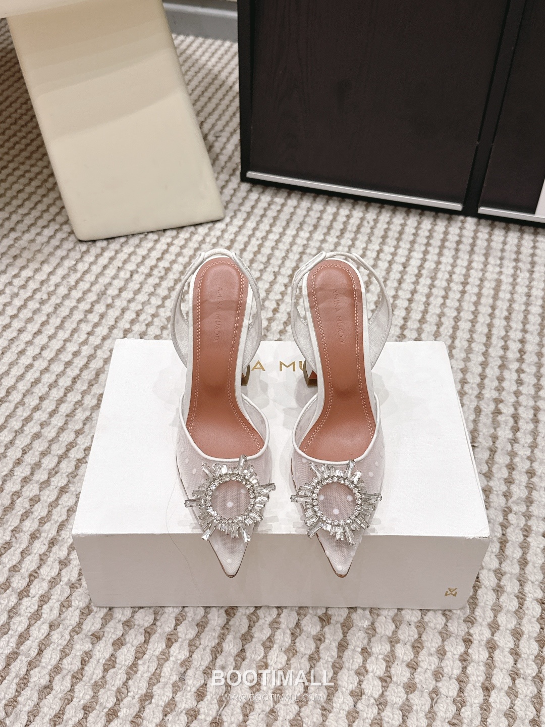 Amina Muaddi Crystal Embellished Slingback Heel 아미나 무아디 크리스탈 슬링백 힐 9.5cm 1