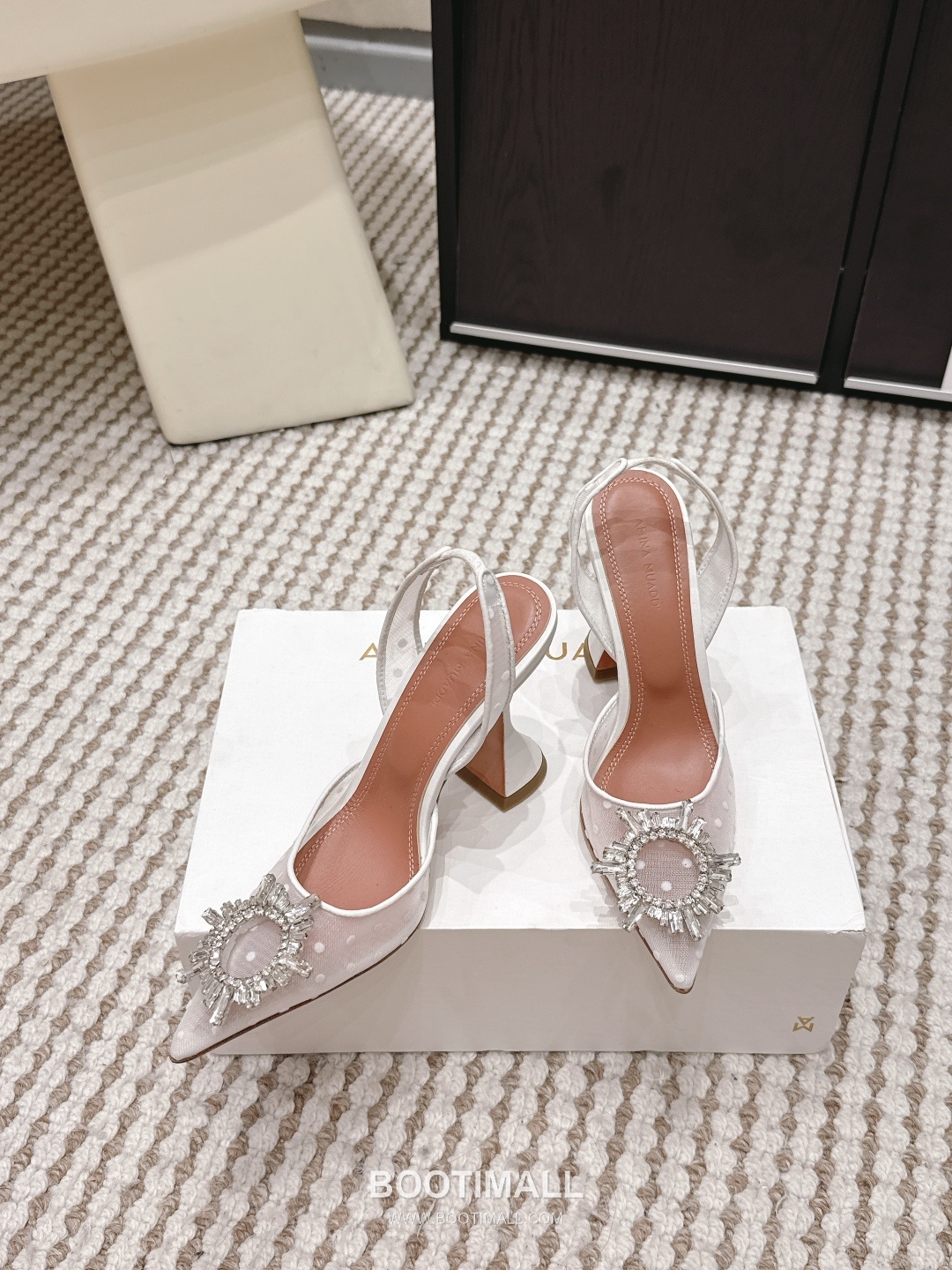 Amina Muaddi Crystal Embellished Slingback Heel 아미나 무아디 크리스탈 슬링백 힐 9.5cm 4