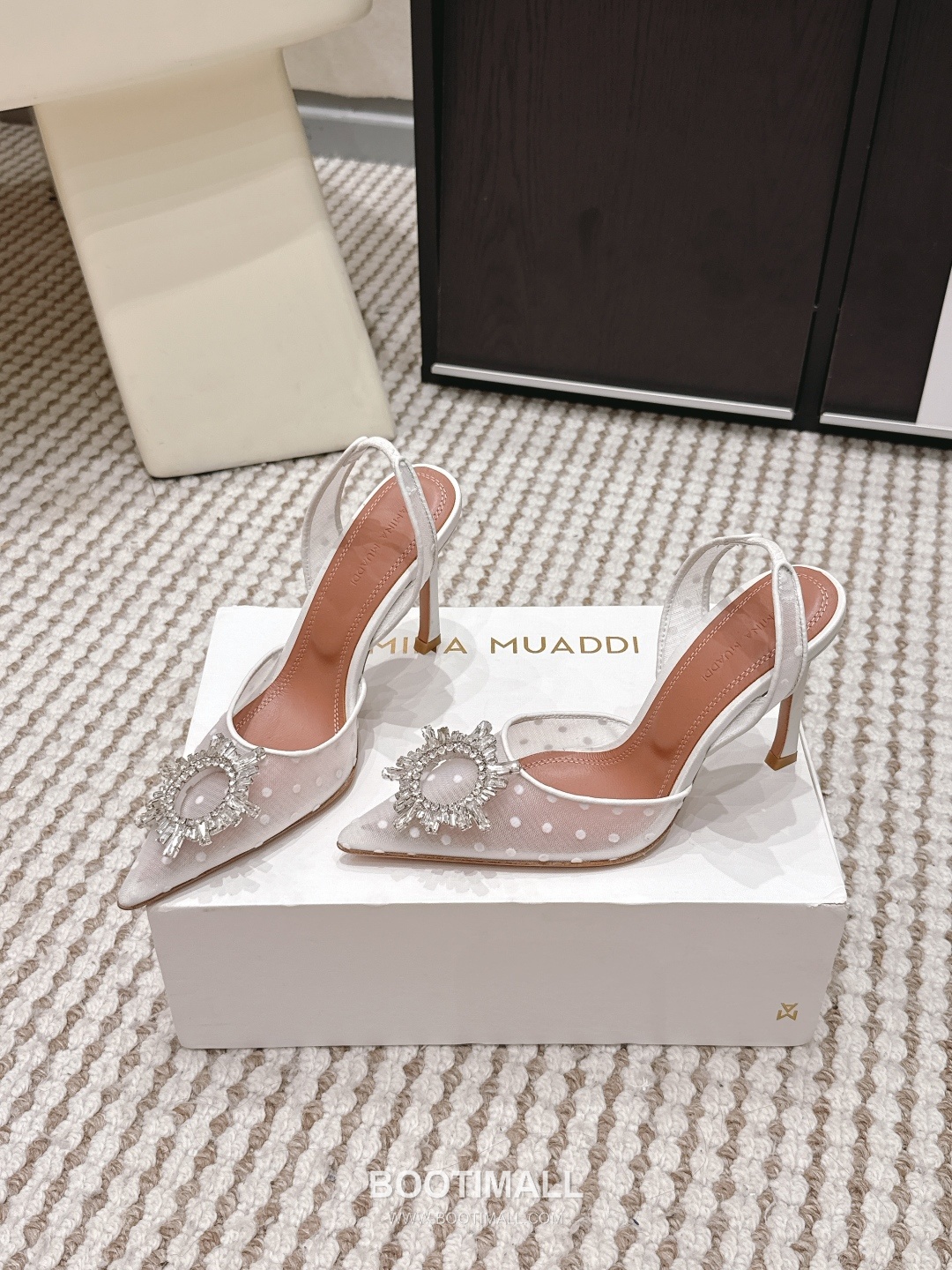 Amina Muaddi Crystal Embellished Slingback Heel 아미나 무아디 크리스탈 슬링백 힐 9.5cm 3