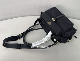 Prada Explore Parachute Nylon Black Handbag 프라다 익스플로어 1BG596 파라슈트 나일론 블랙 토트백 30cm 3