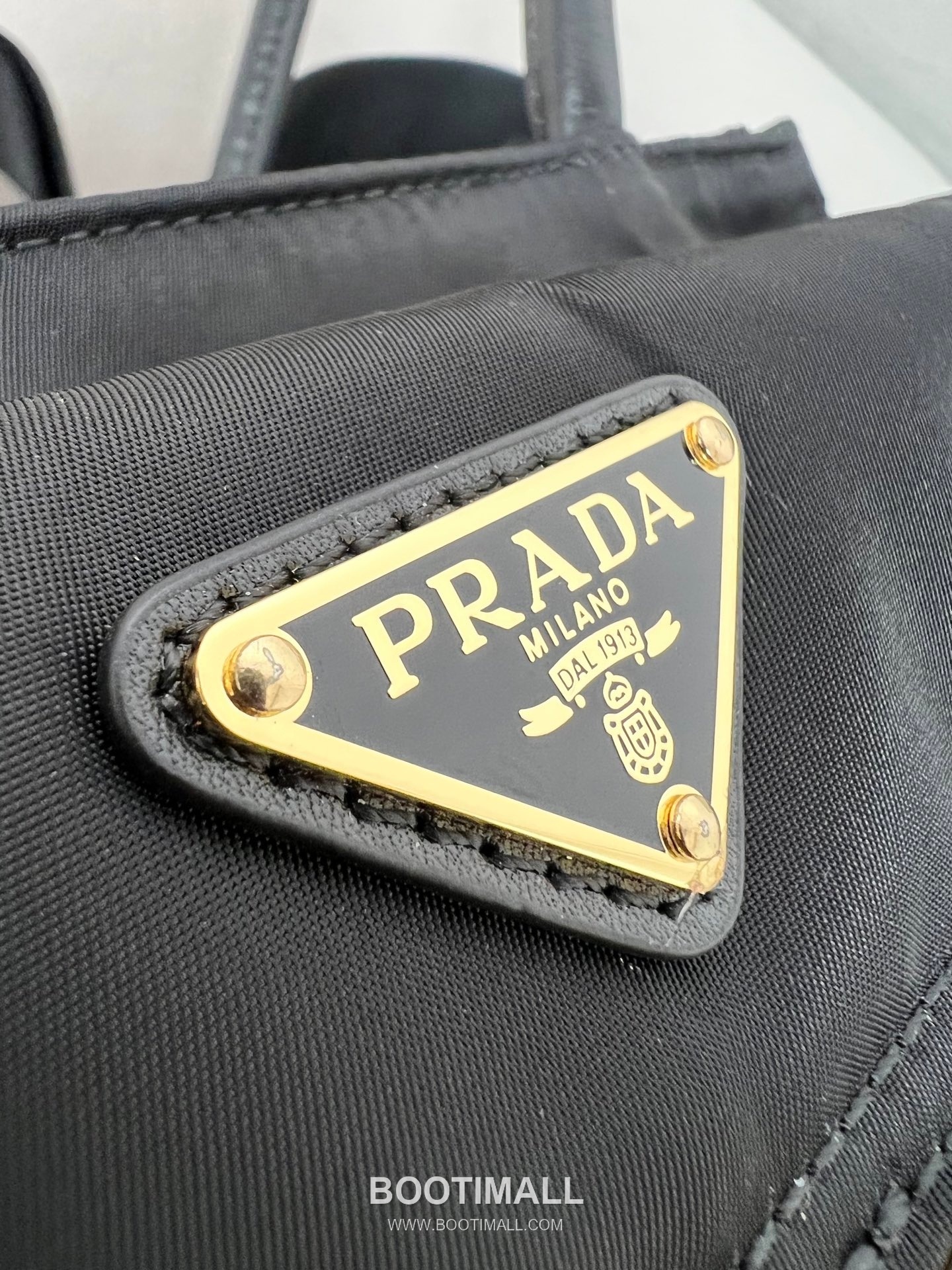 Prada Explore Parachute Nylon Black Handbag 프라다 익스플로어 1BG596 파라슈트 나일론 블랙 토트백 30cm 9