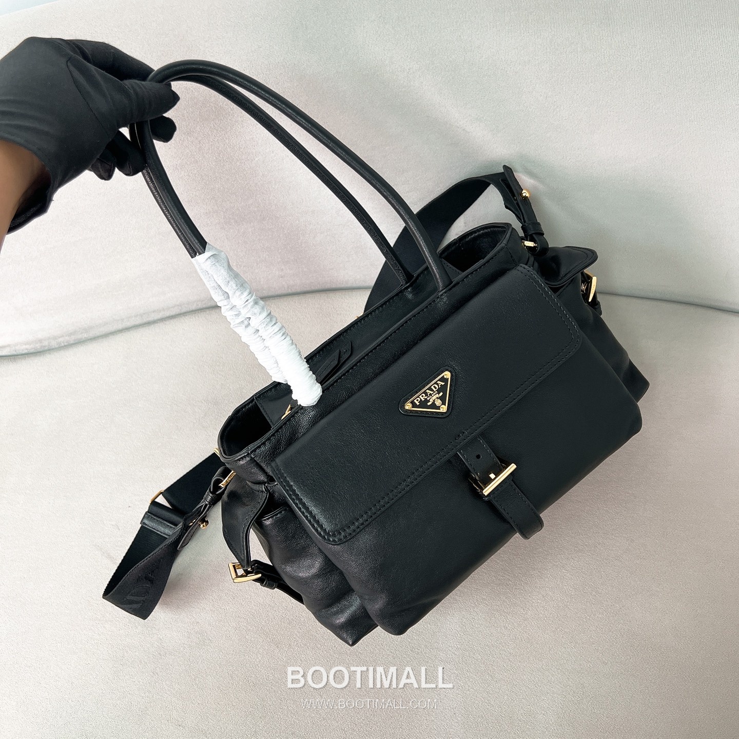 Prada Explore Lambskin Black Handbag 프라다 익스플로어 1BG596 램스킨 블랙 토트백 30cm 3