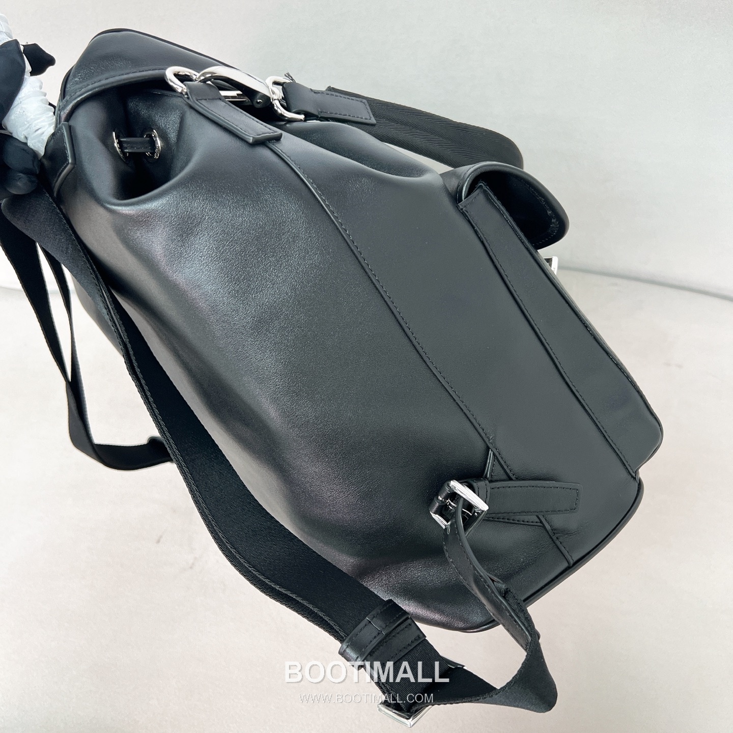 Prada Zaino Large Nappa Lambskin Black Backpack 프라다 자이노 라지 2VZ110 나파 램스킨 블랙 백팩 39cm 3