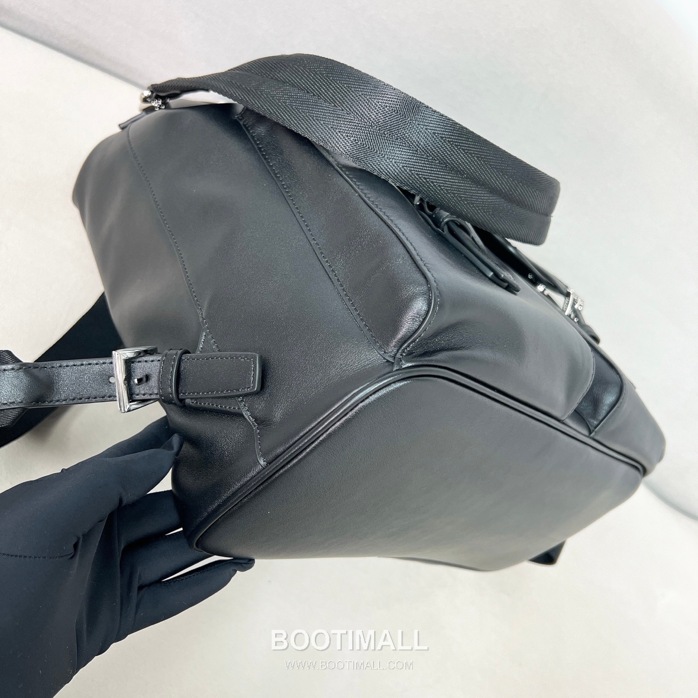 Prada Zaino Large Nappa Lambskin Black Backpack 프라다 자이노 라지 2VZ110 나파 램스킨 블랙 백팩 39cm 7