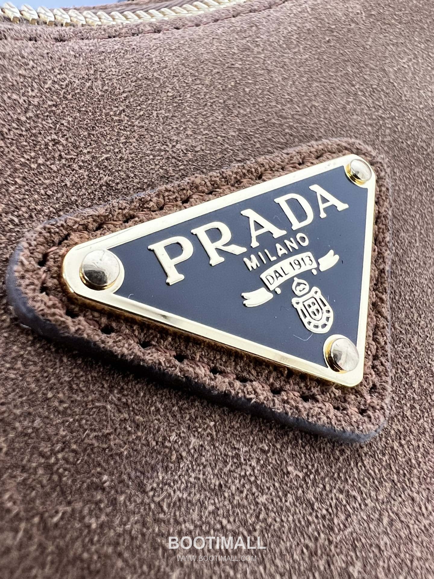 Prada Aimee Triangle Logo Suede Cocoa Brown Shoulder Bag 프라다 아미 트라이앵글 로고 1BC228 스웨이드 코코아 브라운 숄더백 39cm 8