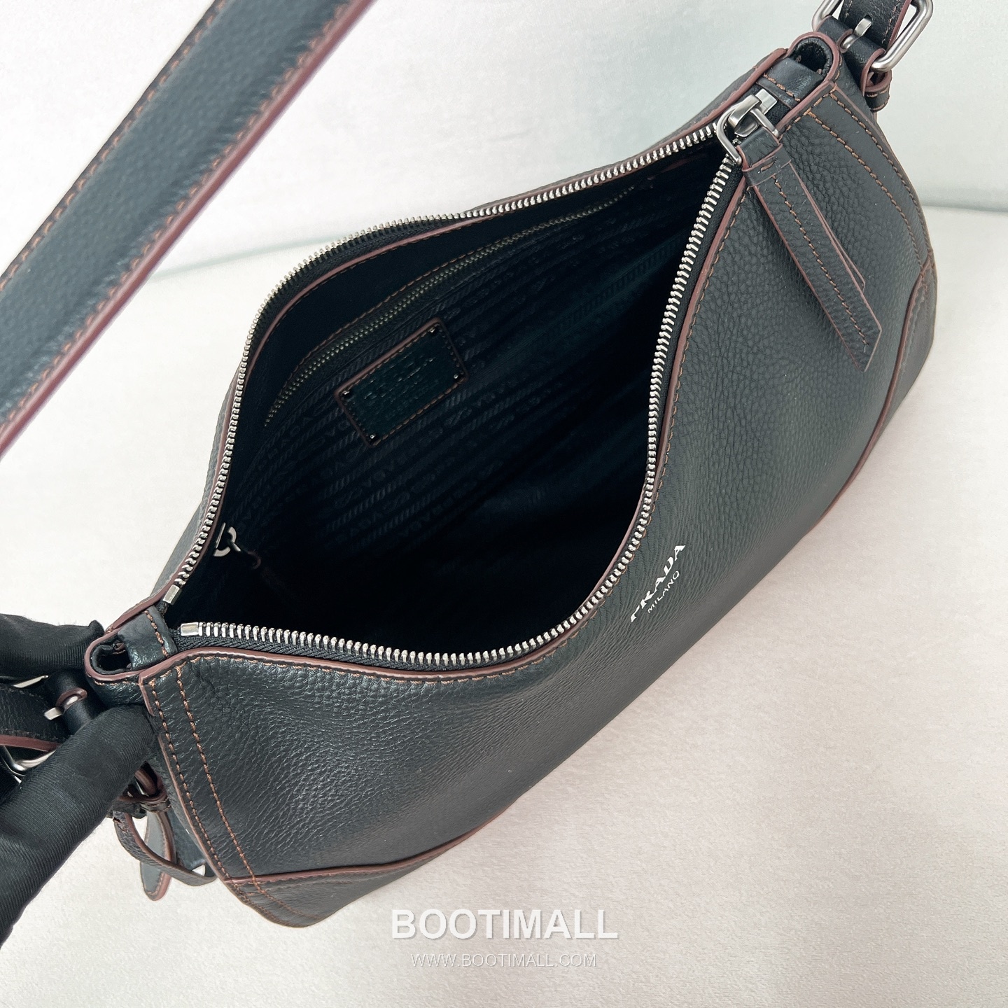 Prada Aimee Deerskin Black Hobo Bag 프라다 에이미 1BC280 디어스킨 블랙 호보백 36cm 9