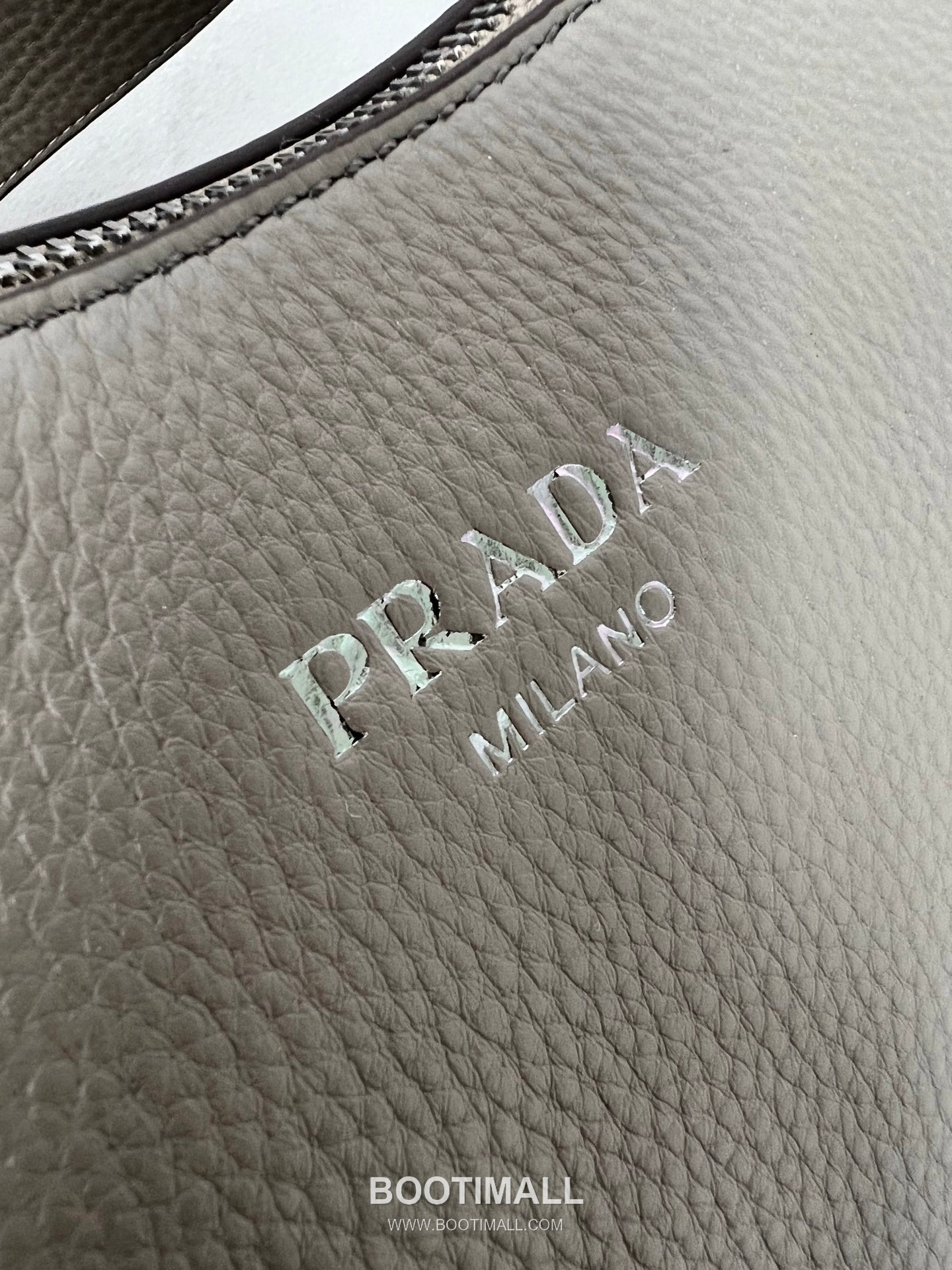 Prada Aimee Deerskin Black Hobo Bag 프라다 에이미 1BC280 디어스킨 블랙 호보백 36cm 7