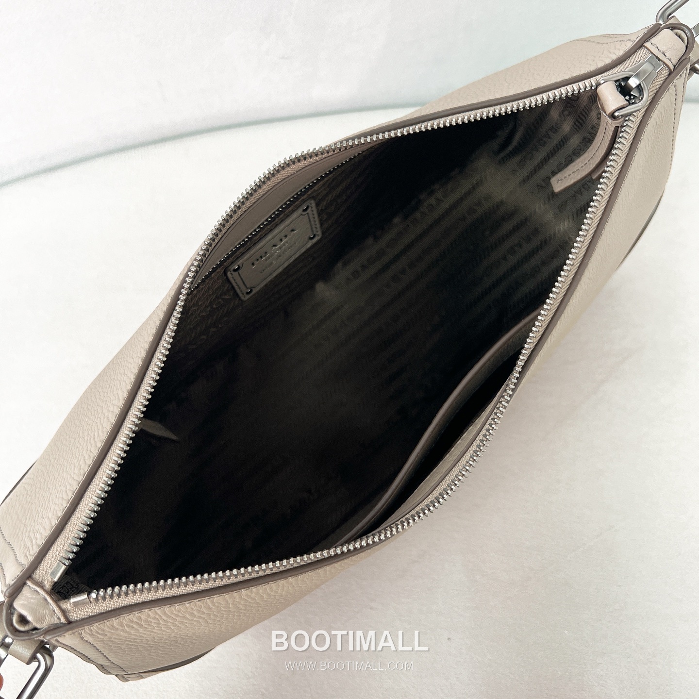 Prada Aimee Deerskin Black Hobo Bag 프라다 에이미 1BC280 디어스킨 블랙 호보백 36cm 10