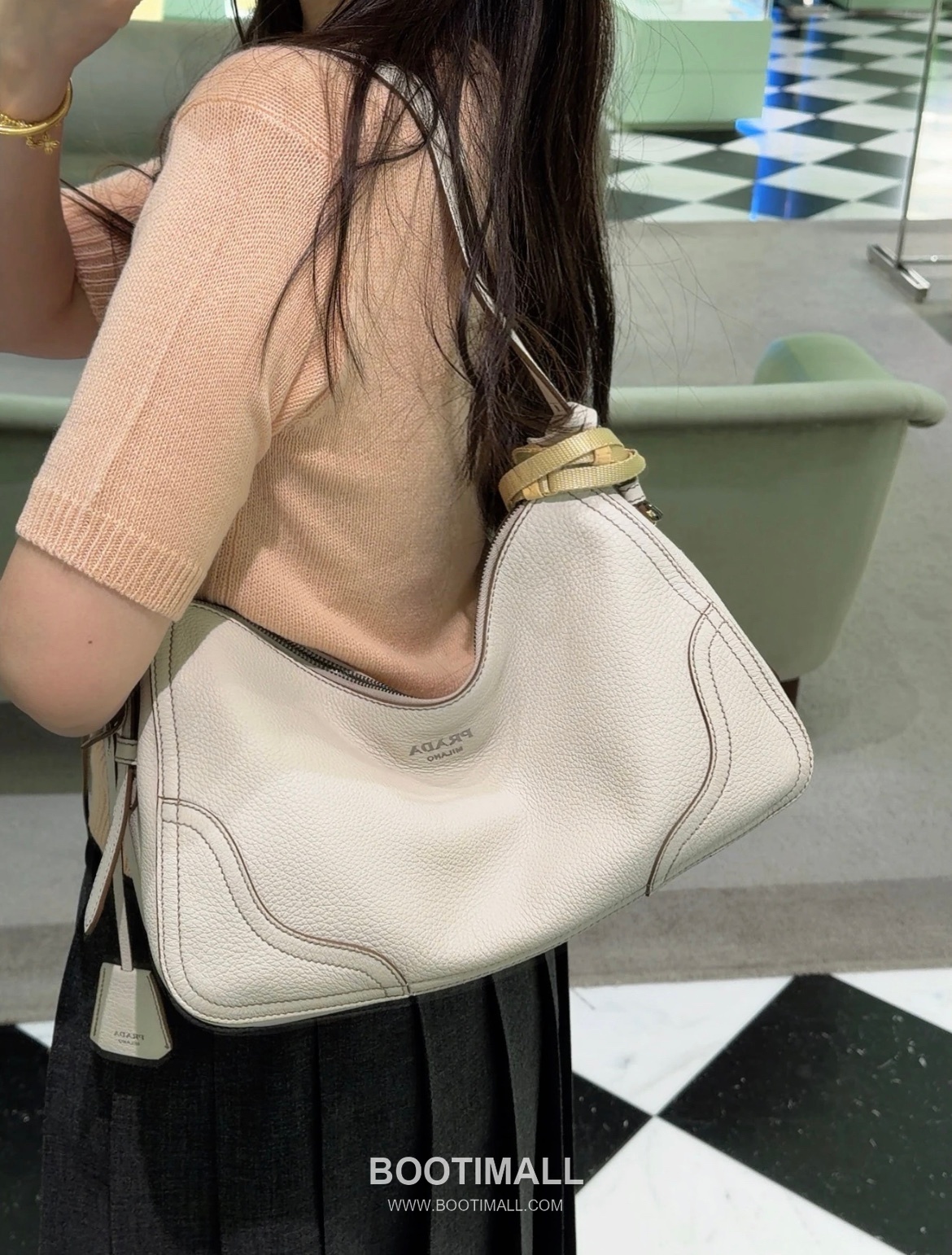 Prada Aimee Deerskin Black Hobo Bag 프라다 에이미 1BC280 디어스킨 블랙 호보백 36cm 1