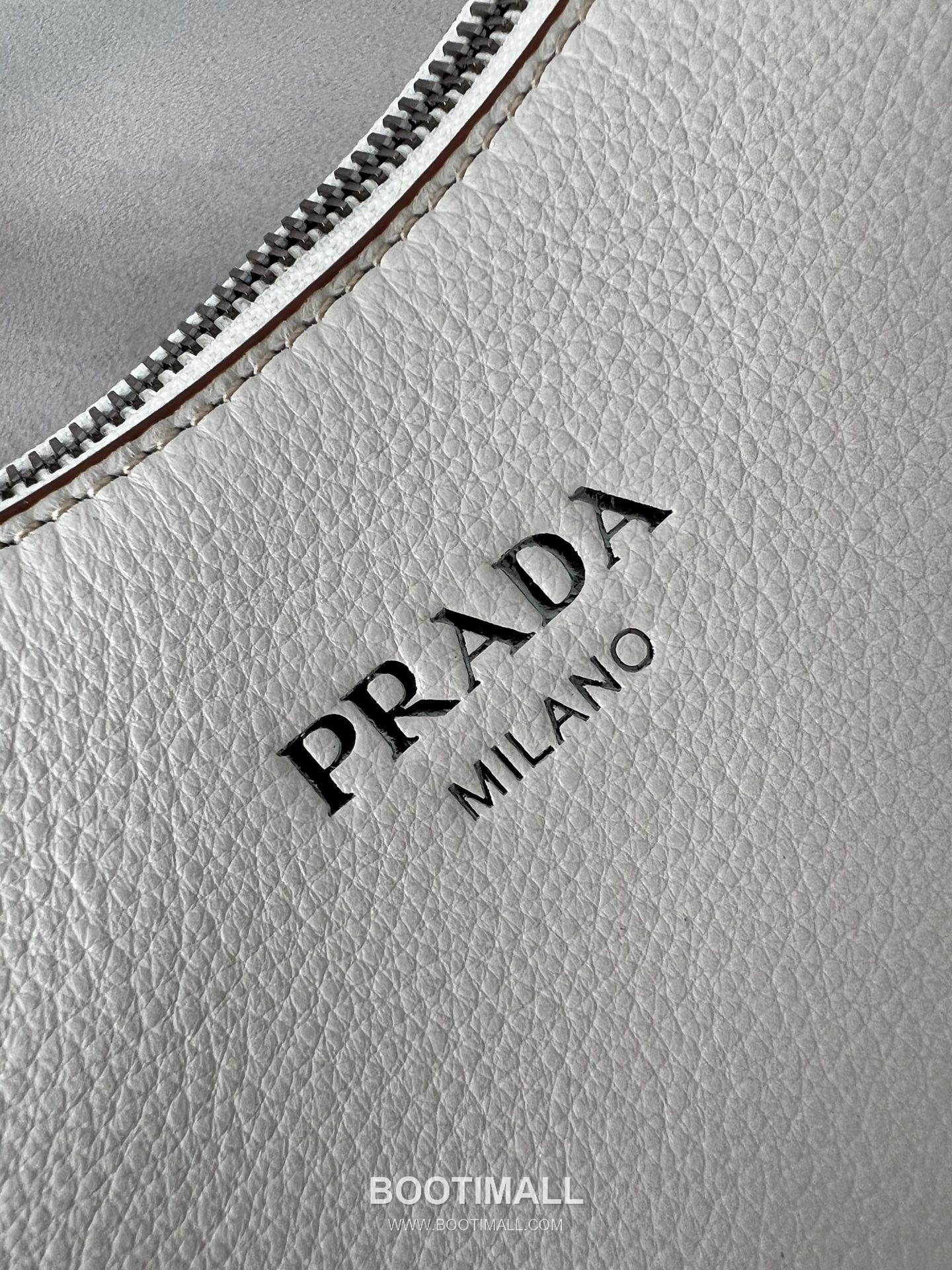 Prada Aimee Deerskin Black Hobo Bag 프라다 에이미 1BC280 디어스킨 블랙 호보백 36cm 8