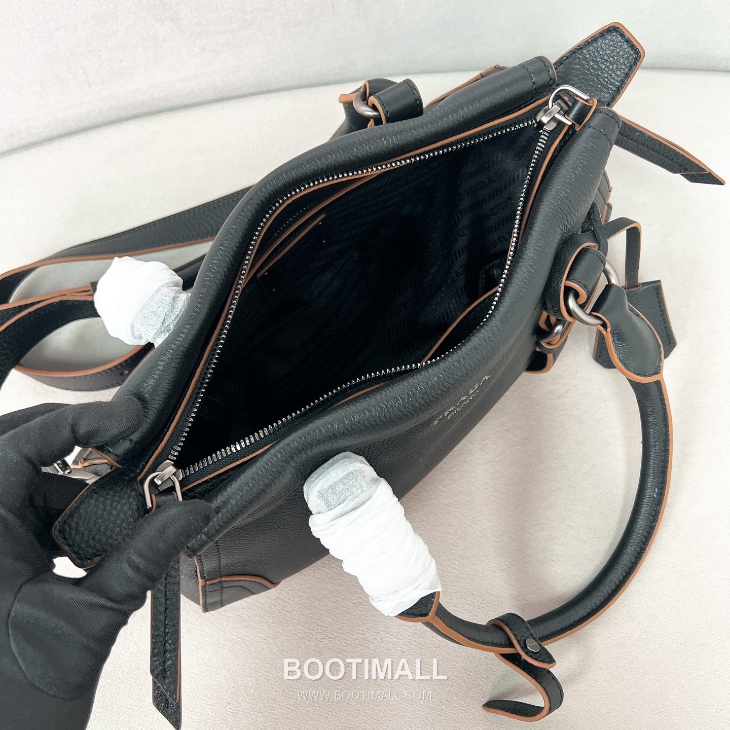 Prada Pebbled Tote Deerskin Black Bag 프라다 1BG604 페블 토트 디어스킨 블랙 35cm 10