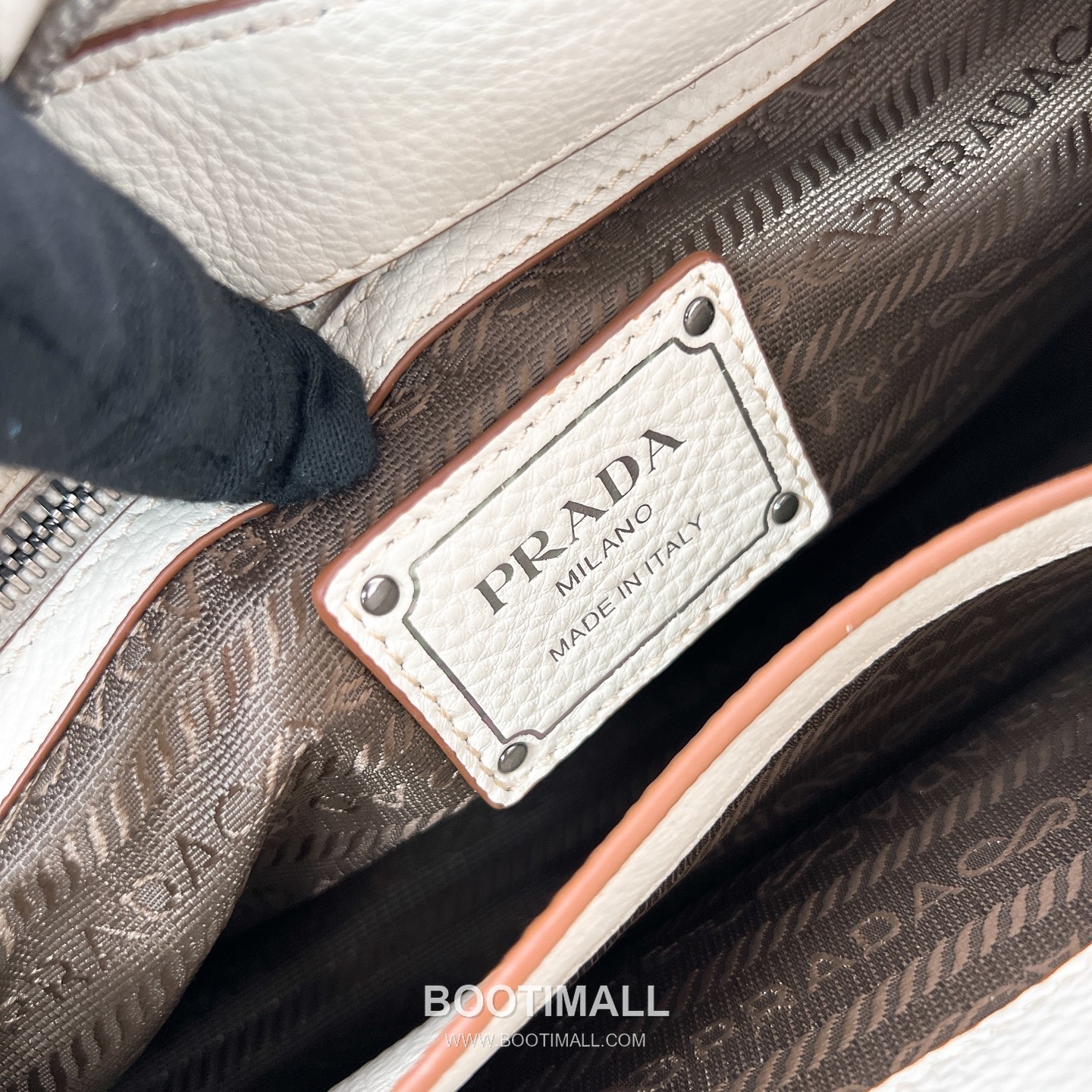 Prada Pebbled Tote Deerskin Black Bag 프라다 1BG604 페블 토트 디어스킨 블랙 35cm 10