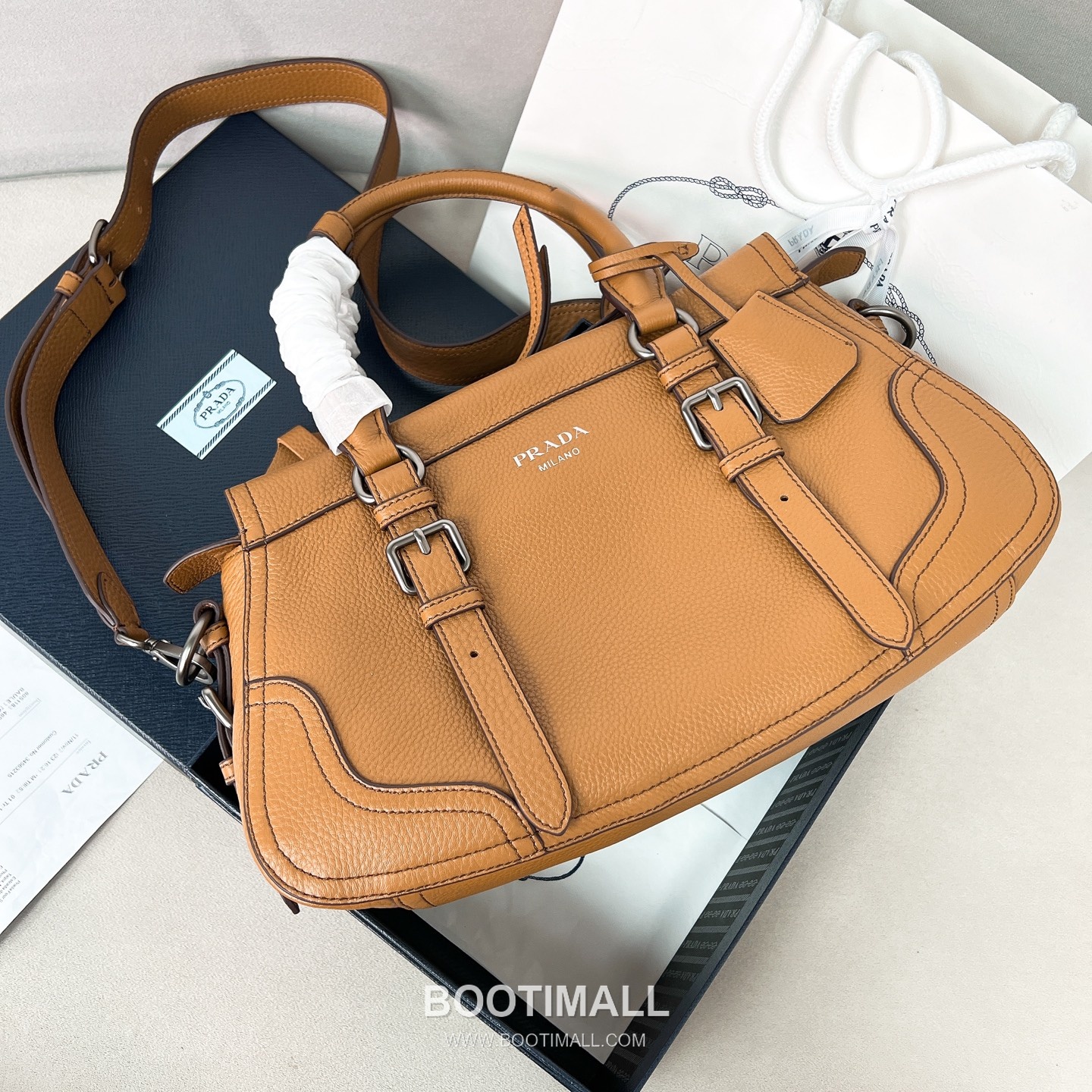 Prada Pebbled Deerskin Caramel Tote Bag 프라다 1BG604 페블드 디어스킨 카라멜 토트백 35cm 2