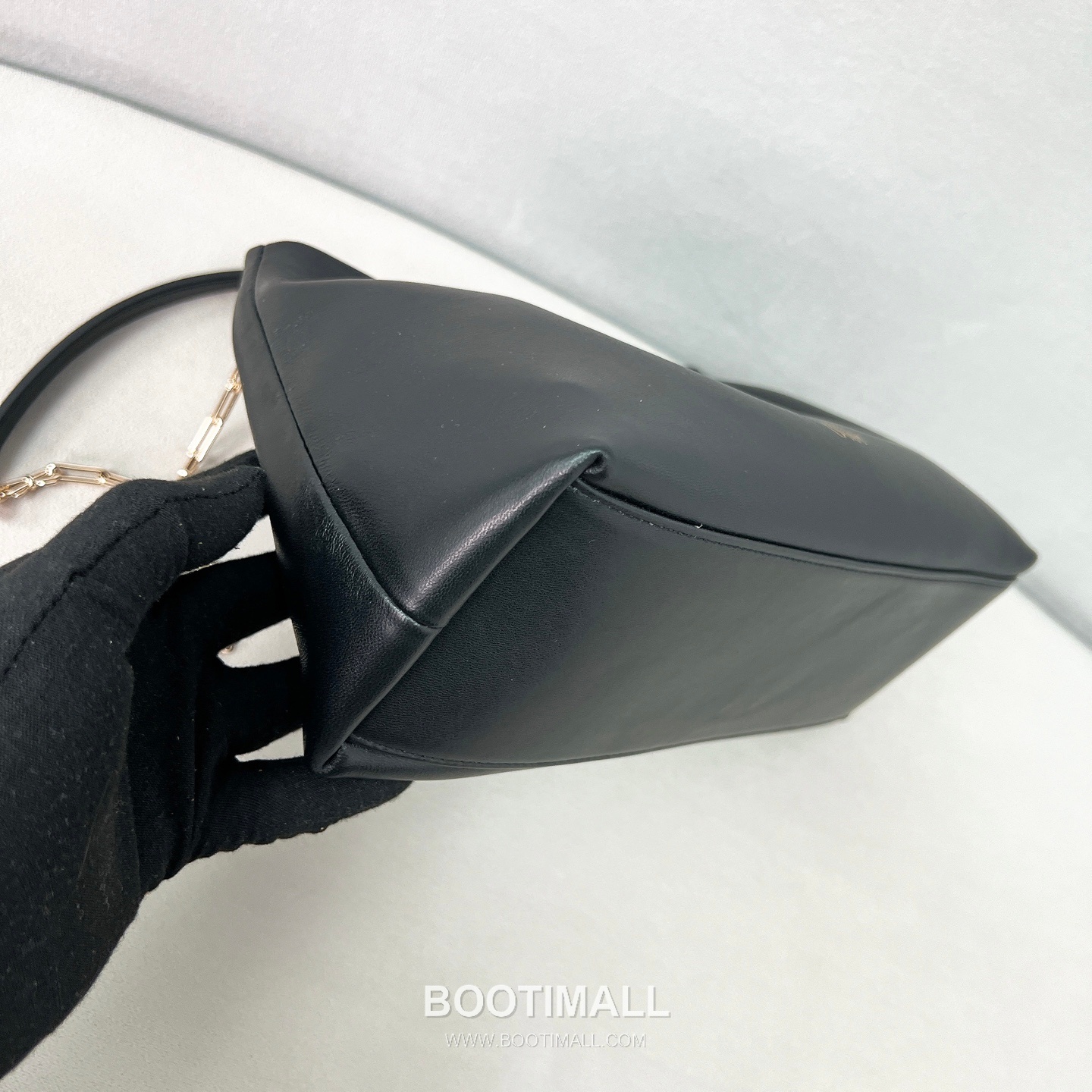 Dior D-Bow Medium Lambskin Shoulder Bag M0714 디올 디보우 미디엄 램스킨 숄더백 30cm 12