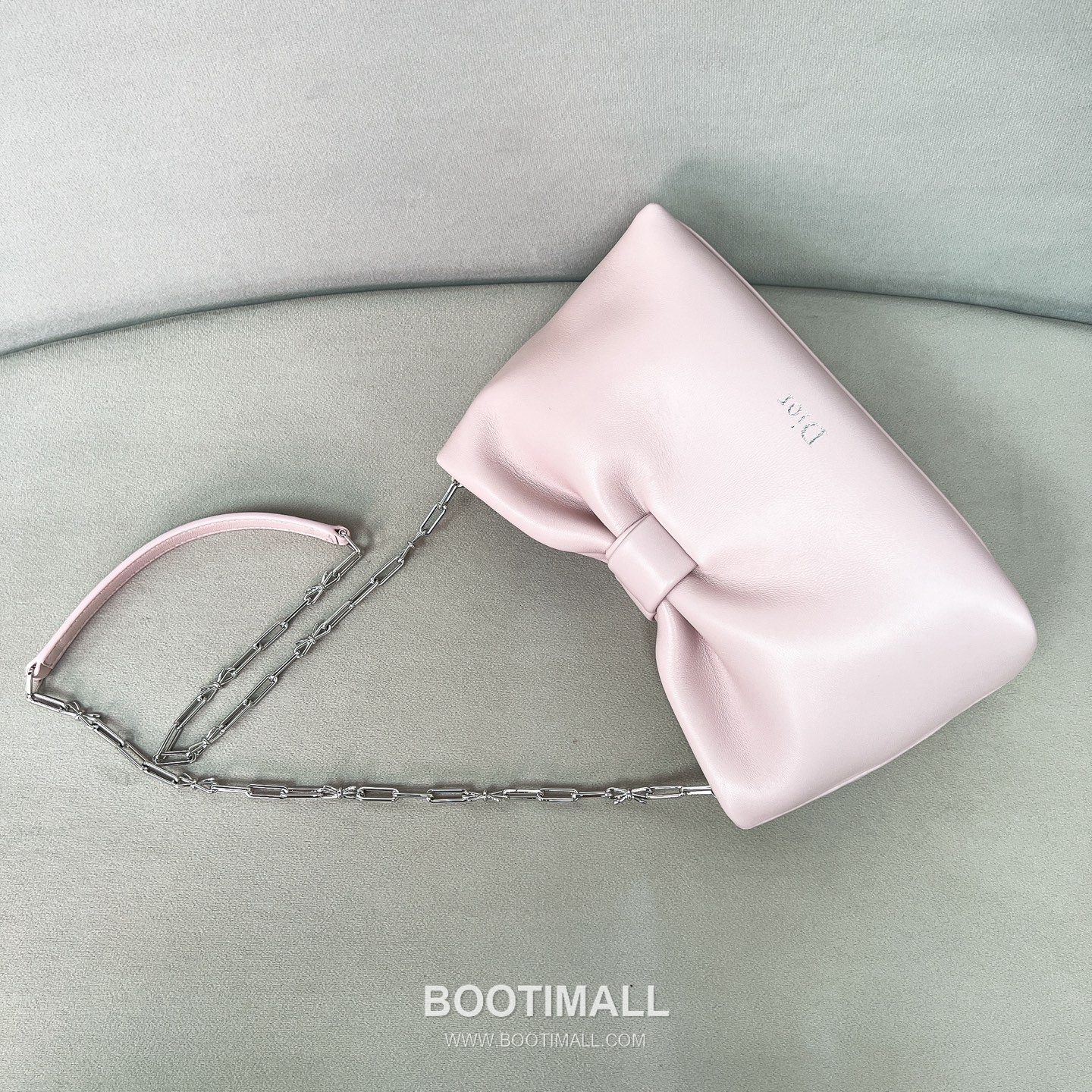 Dior D-Bow Medium Lambskin Shoulder Bag M0714 디올 디보우 미디엄 램스킨 숄더백 30cm 12