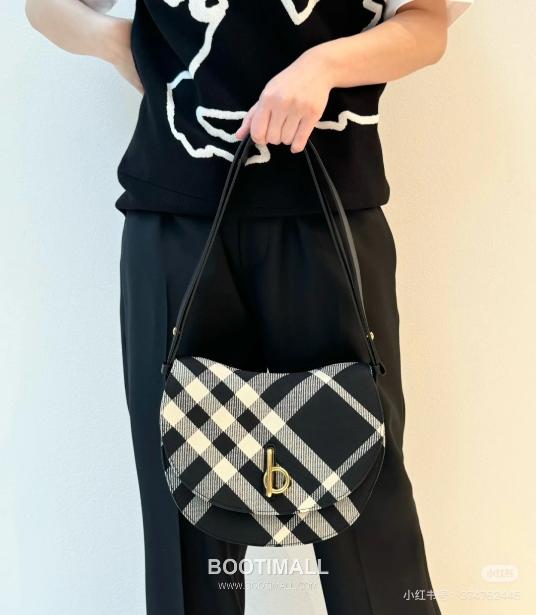 Burberry Check Wool Curved 330170 Beige Shoulder Bag 버버리 체크 울 커브드 330170 베이지 숄더백 26cm 2