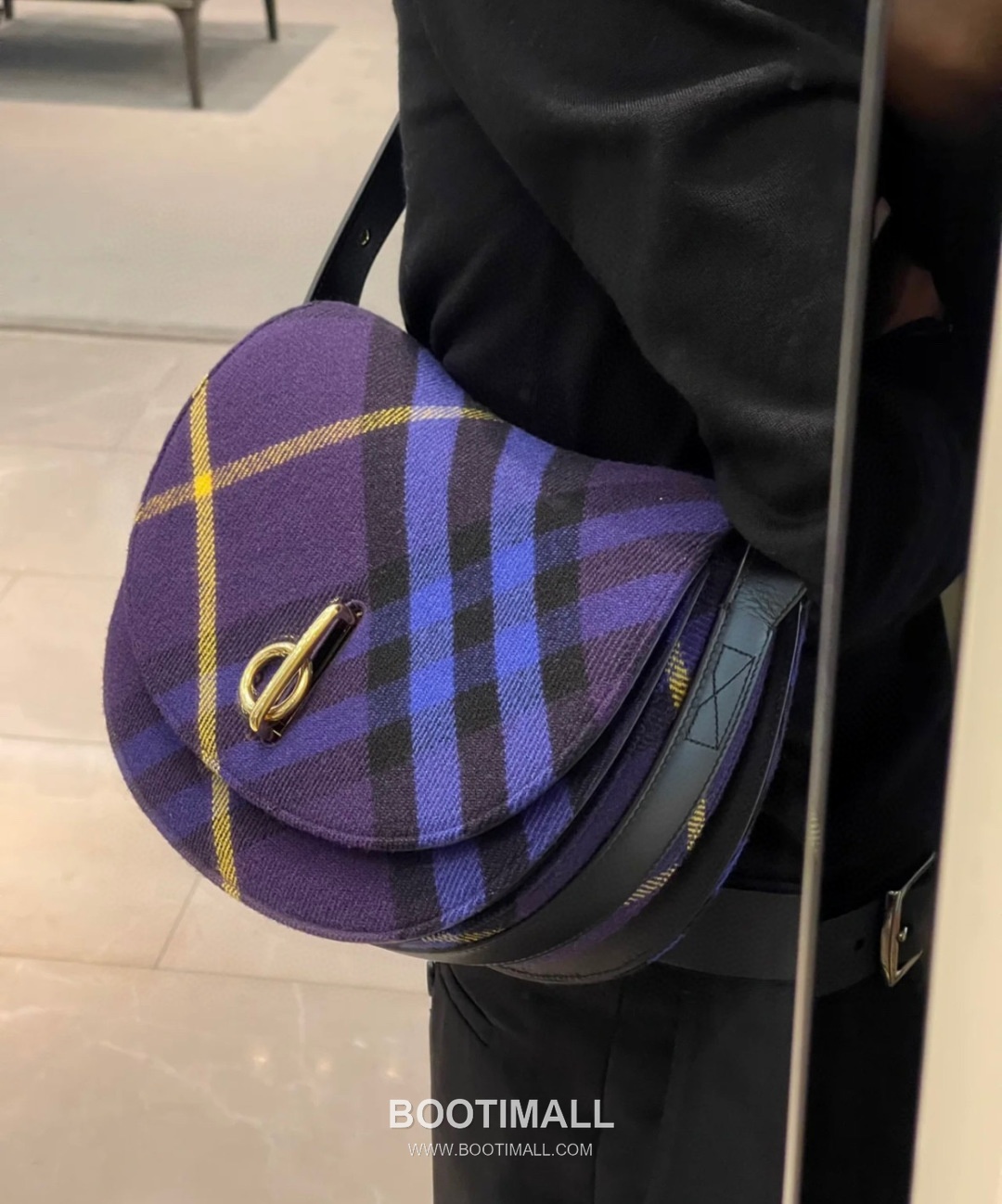 Burberry Check Wool Curved 330170 Beige Shoulder Bag 버버리 체크 울 커브드 330170 베이지 숄더백 26cm 6