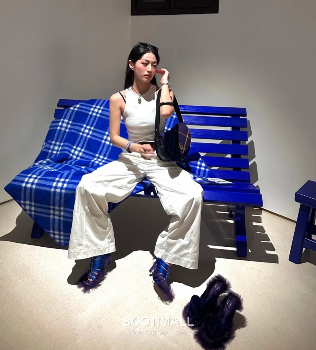 Burberry Check Wool Curved 330170 Beige Shoulder Bag 버버리 체크 울 커브드 330170 베이지 숄더백 26cm 11