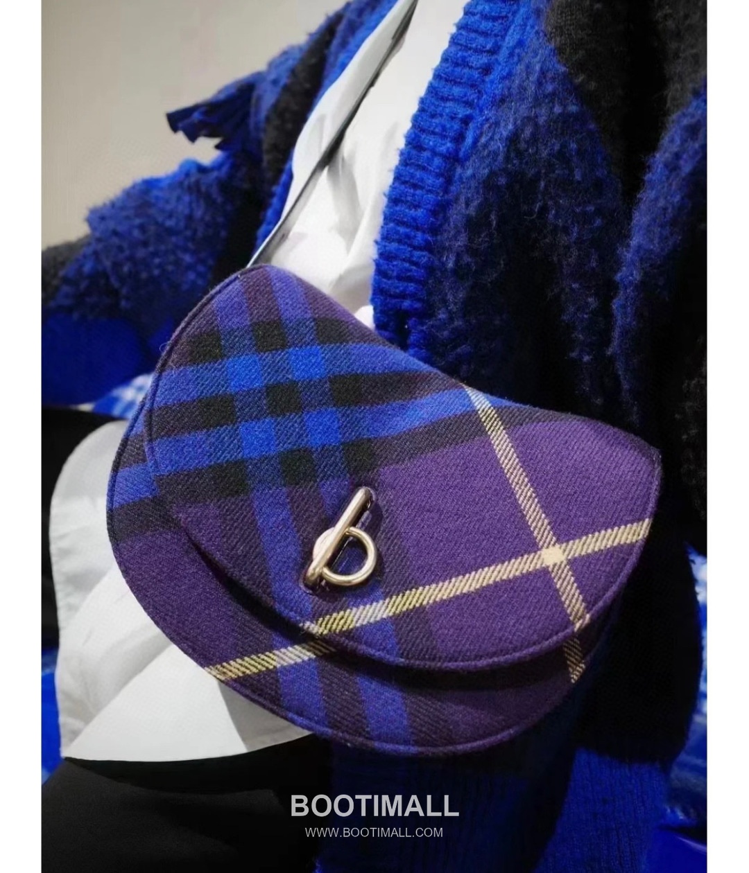 Burberry Check Wool Curved 330170 Beige Shoulder Bag 버버리 체크 울 커브드 330170 베이지 숄더백 26cm 14