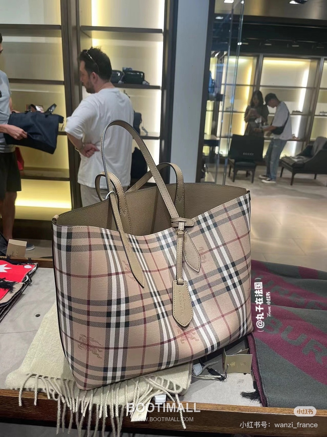 Burberry Reversible Shopping 400143 Shopper Bag 버버리 리버서블 쇼핑 400143 쇼퍼백 46cm 2