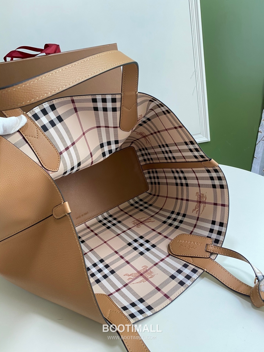 Burberry Reversible Shopping 400143 Shopper Bag 버버리 리버서블 쇼핑 400143 쇼퍼백 46cm 16