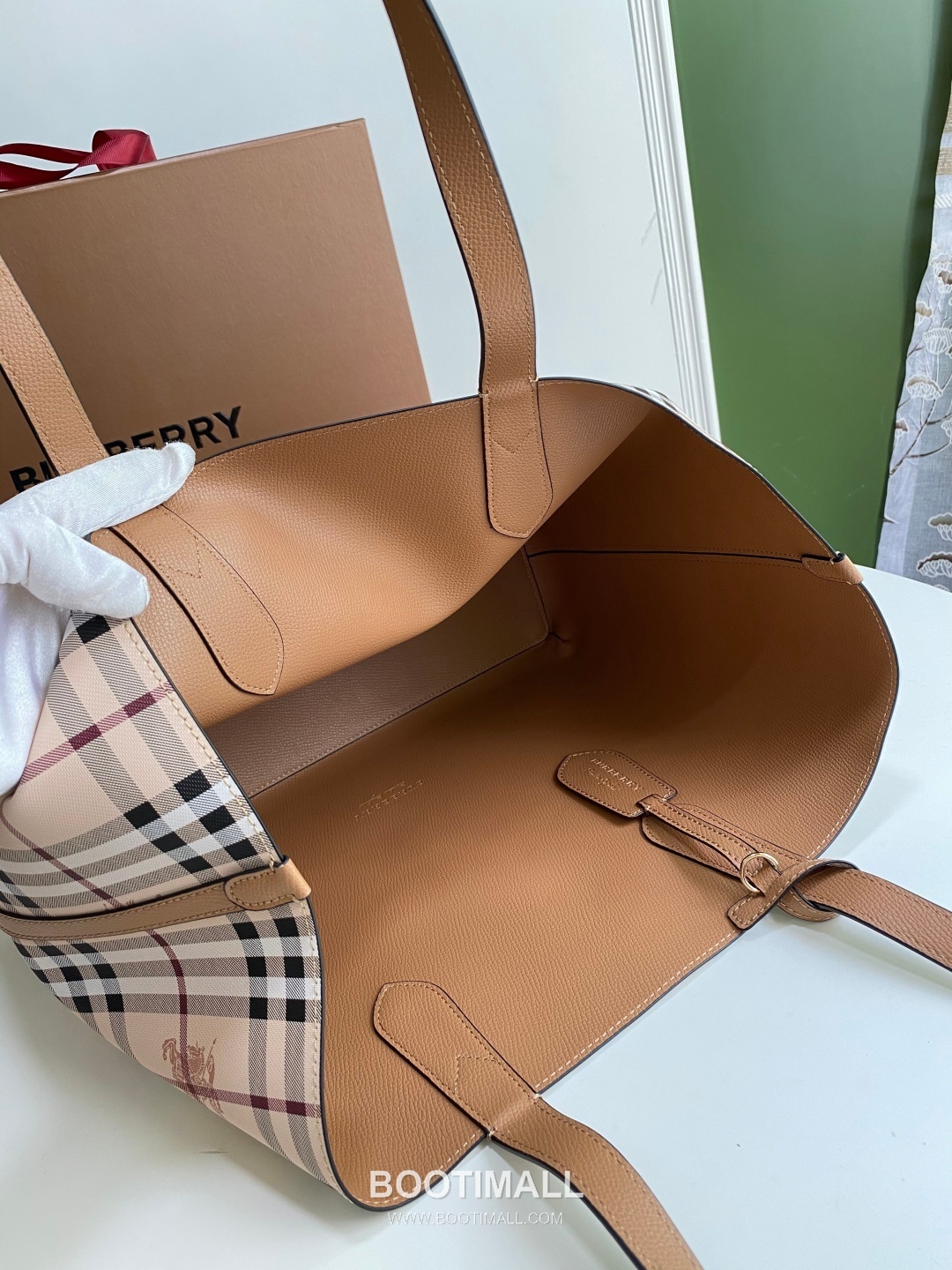 Burberry Reversible Shopping 400143 Shopper Bag 버버리 리버서블 쇼핑 400143 쇼퍼백 46cm 18