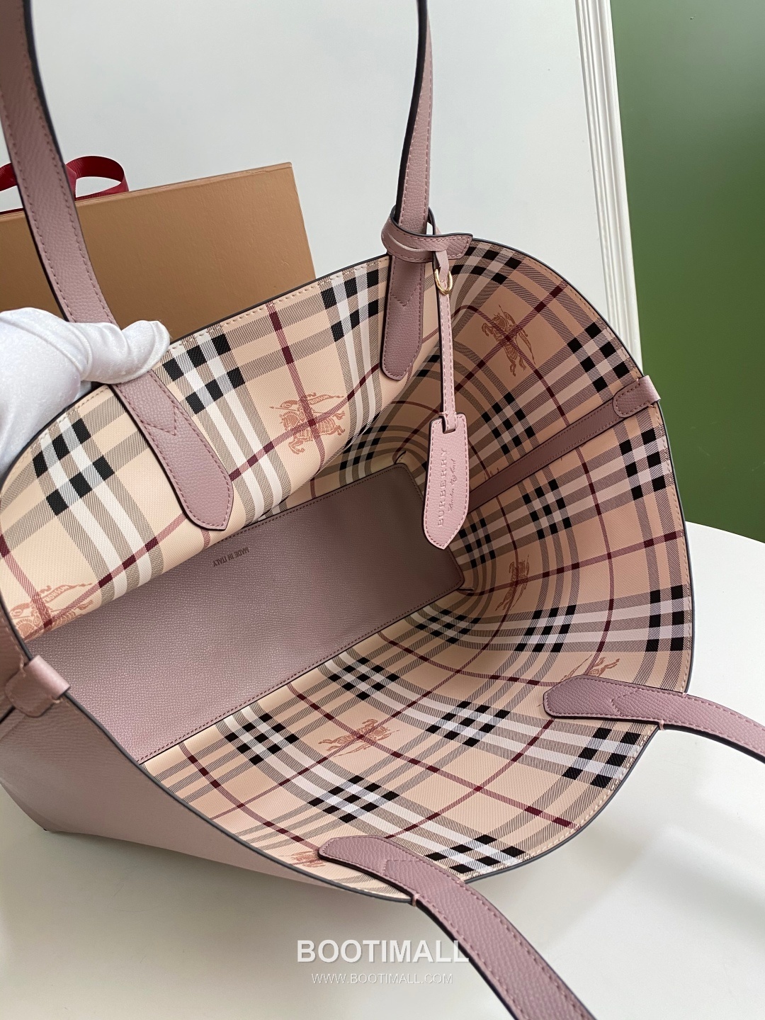 Burberry Reversible Shopping 400143 Shopper Bag 버버리 리버서블 쇼핑 400143 쇼퍼백 46cm 16