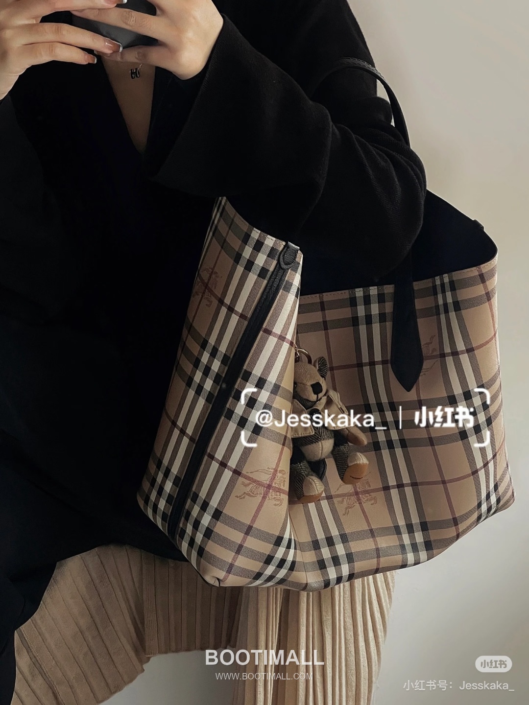 Burberry Reversible Tote Bag 버버리 리버서블 토트백 3