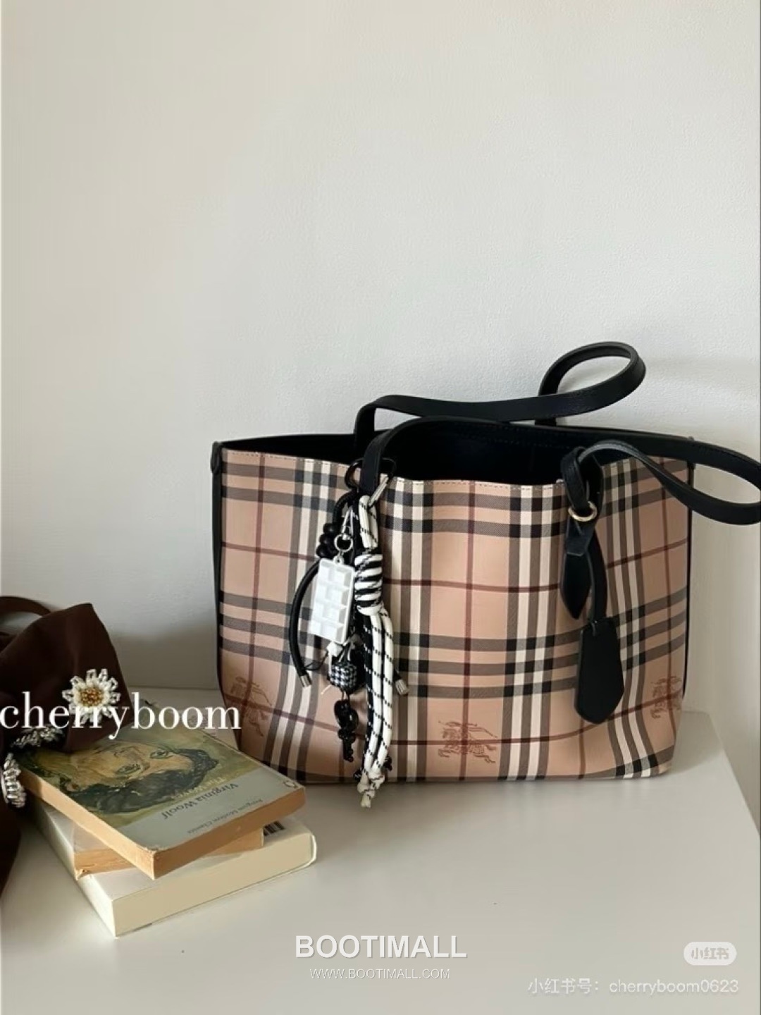 Burberry Reversible Tote Bag 버버리 리버서블 토트백 7