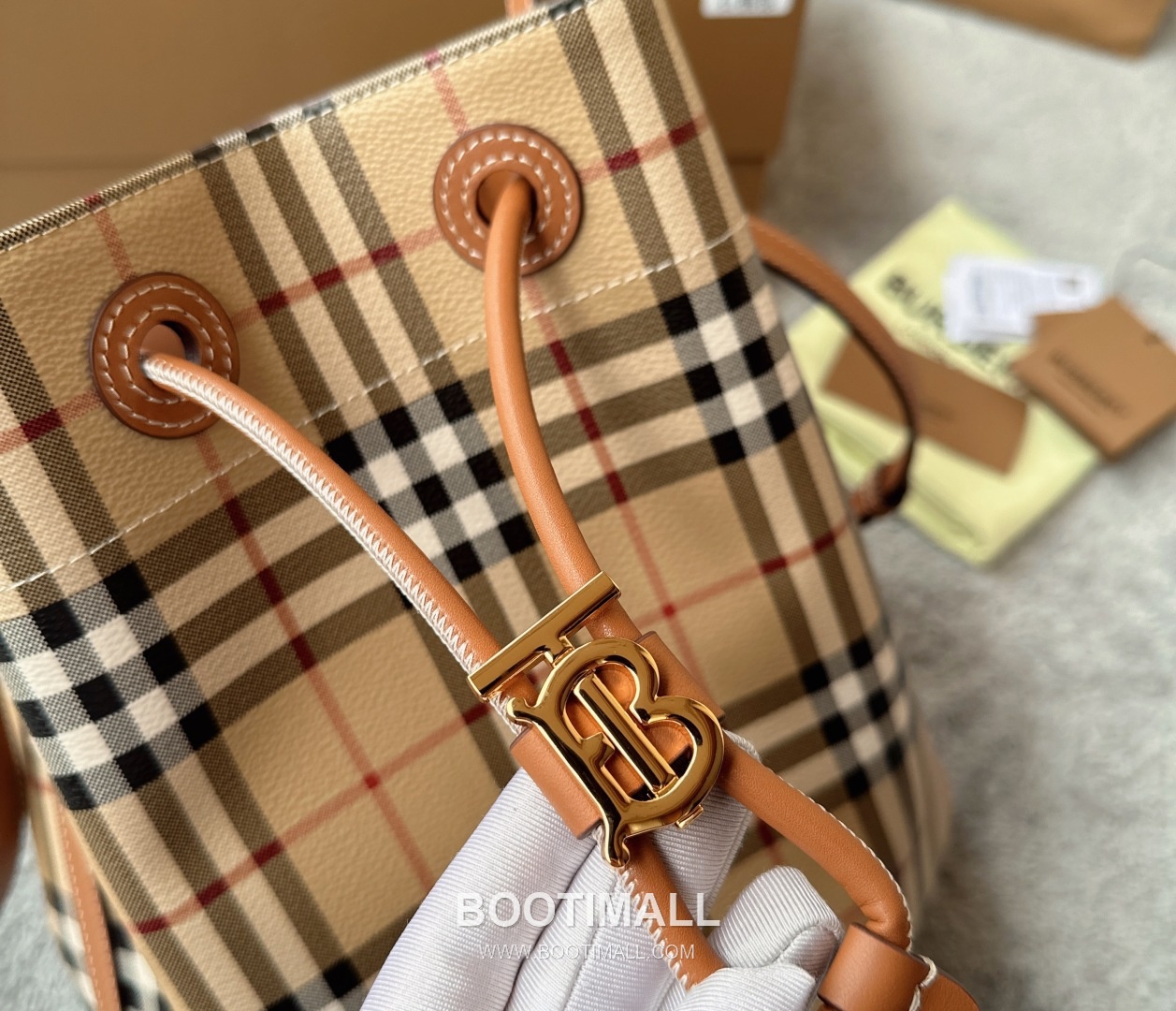 Burberry Vintage Check Bucket Brown Bag 버버리 빈티지 체크 버킷 6911630 브라운 26cm 4