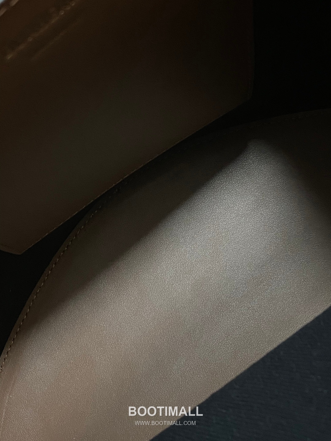 Burberry Bucket 6911630 Birch Brown Bag 버버리 버킷 6911630 버치 브라운 26cm 21