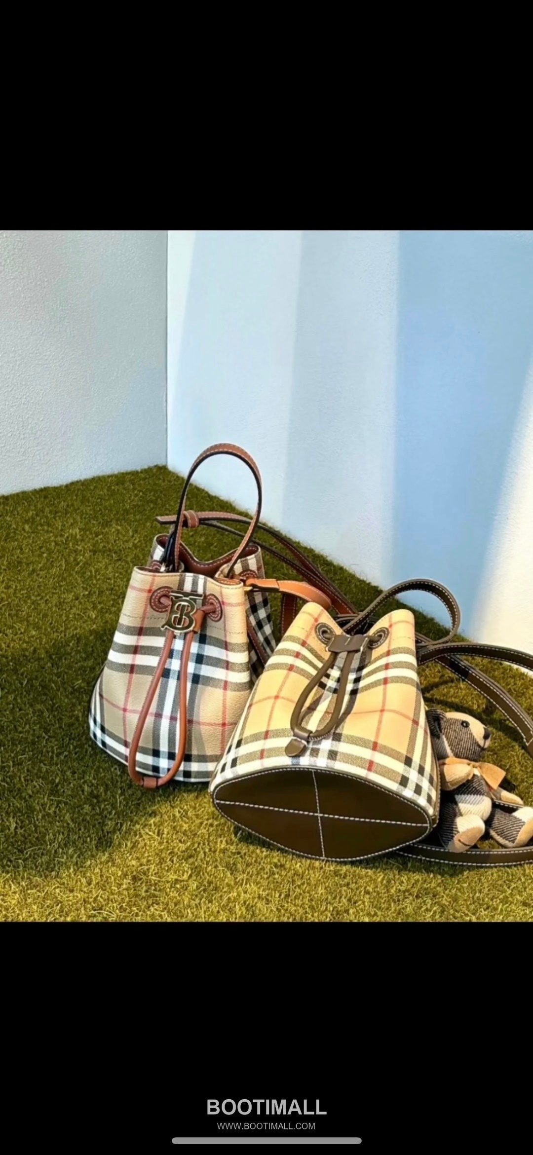 Burberry 184160 Small Bucket Eco-Friendly Synthetic New Color Bag 버버리 184160 스몰 버킷 친환경 합성 소재 뉴 컬러 18.5cm 6