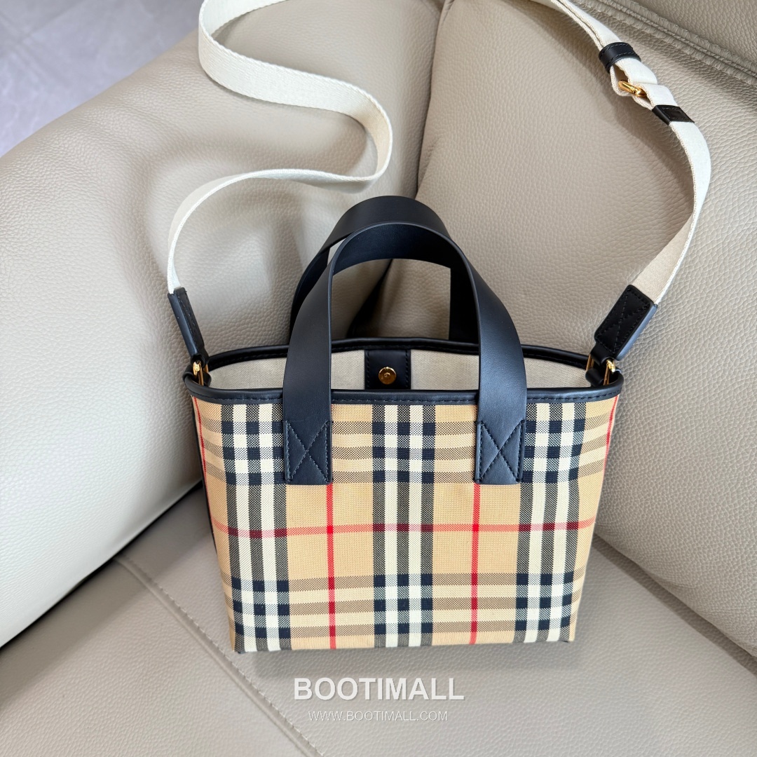 Burberry Check Canvas 246145 Cotton Beige Tote Bag 버버리 체크 캔버스 246145 코튼 베이지 토트백 27cm 10