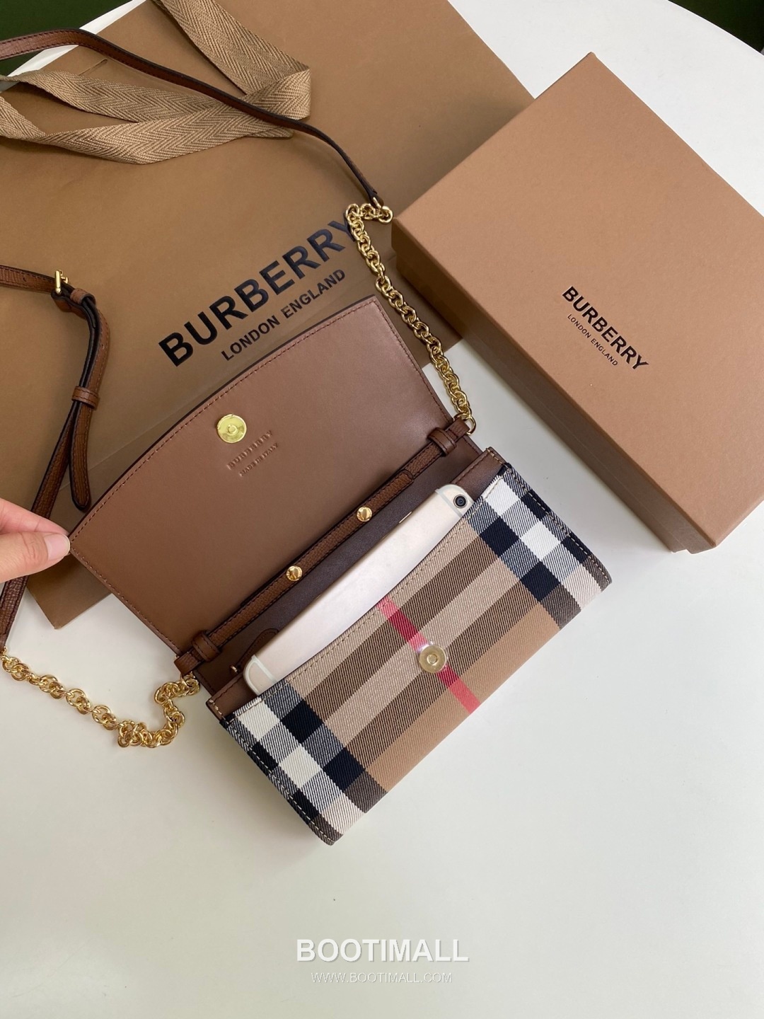 Burberry House Check Chain Wallet 250145 Canvas Beige 버버리 하우스 체크 체인 지갑 250145 캔버스 베이지 21cm 10