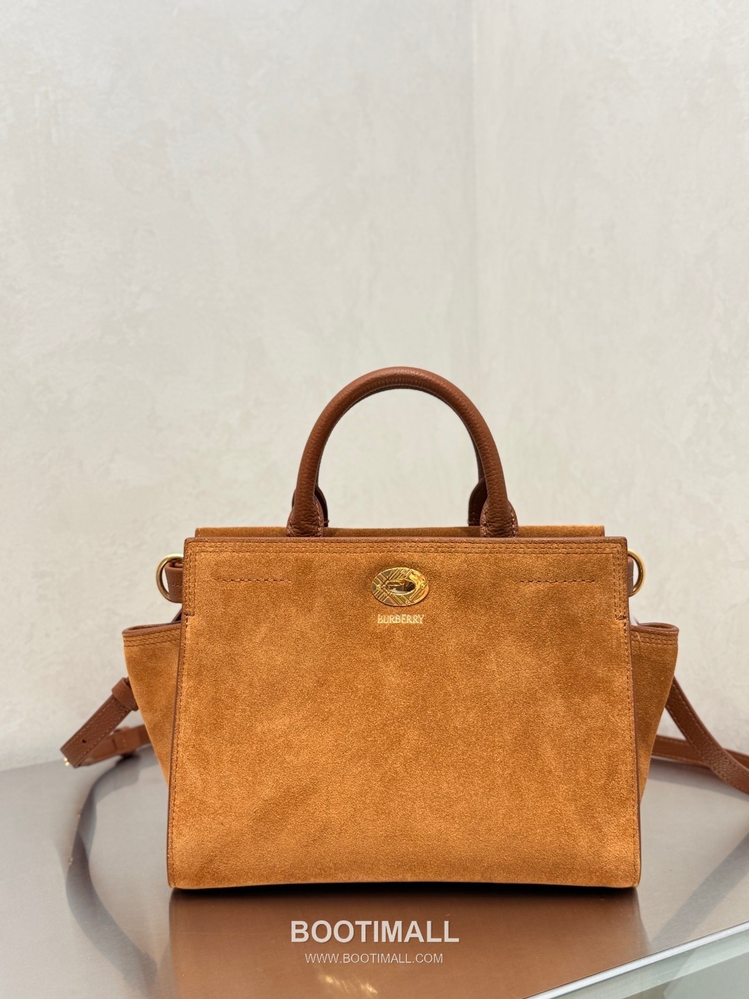 Burberry Cotswolds Tote Suede Leather Beige Bag 버버리 코츠월즈 토트 349168 스웨이드 레더 베이지 25cm 8