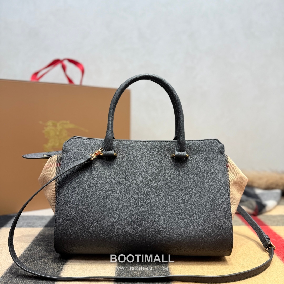 Burberry Classic Check Canvas 473170 Cotton Calfskin Trim Beige Top Handle Bag 버버리 클래식 체크 캔버스 473170 코튼 카프스킨 트리밍 베이지 탑핸들백 33cm 2