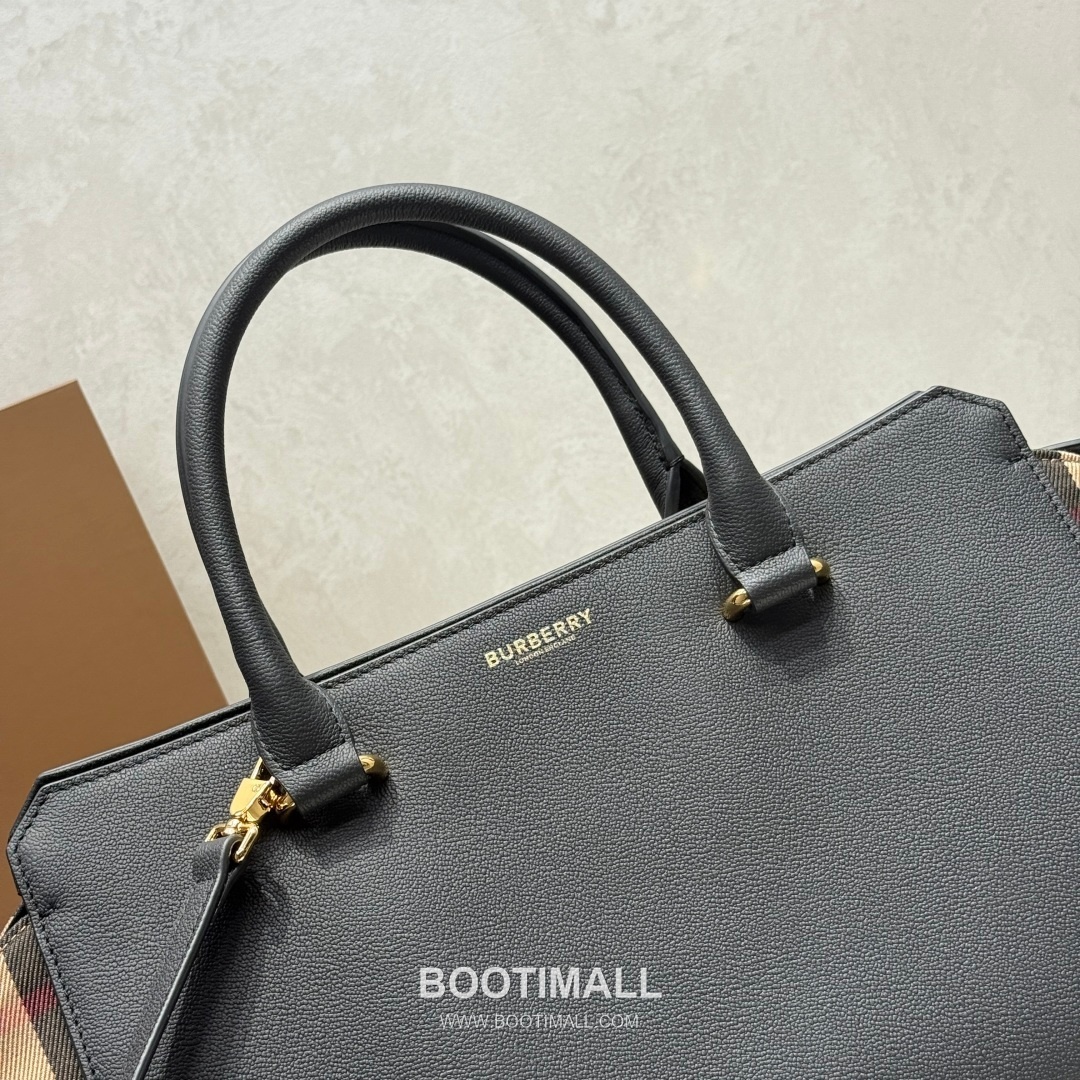 Burberry Classic Check Canvas 473170 Cotton Calfskin Trim Beige Top Handle Bag 버버리 클래식 체크 캔버스 473170 코튼 카프스킨 트리밍 베이지 탑핸들백 33cm 3