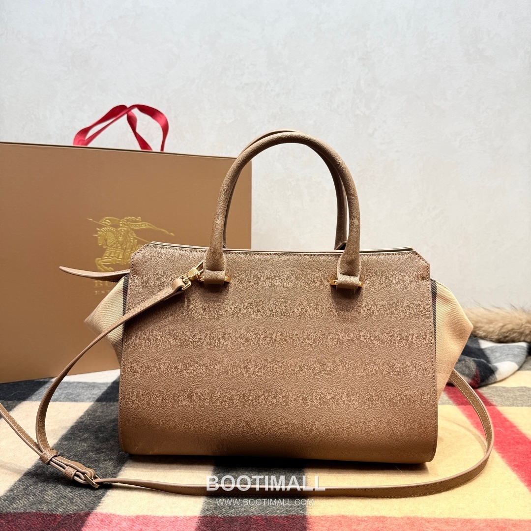 Burberry Classic Check Canvas 473170 Cotton Calfskin Trim Beige Top Handle Bag 버버리 클래식 체크 캔버스 473170 코튼 카프스킨 트리밍 베이지 탑핸들백 32.5cm 2