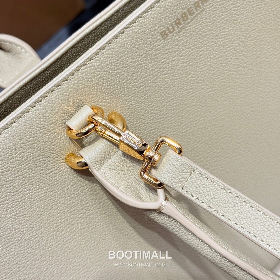 Burberry Classic Check Canvas 473170 Cotton Calfskin Trim Beige Top Handle Bag 버버리 클래식 체크 캔버스 473170 코튼 카프스킨 트리밍 베이지 탑핸들백 32.5cm 5