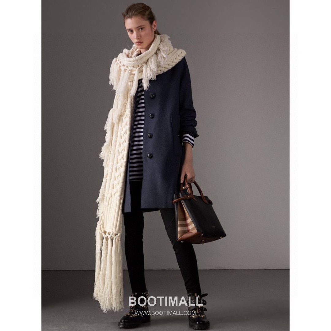 Burberry The Banner House Check Cotton Canvas, Grained Calfskin Tote Bag 버버리 더 배너 하우스 체크 코튼 캔버스, 그레인드 카프스킨 토트백 34cm 4