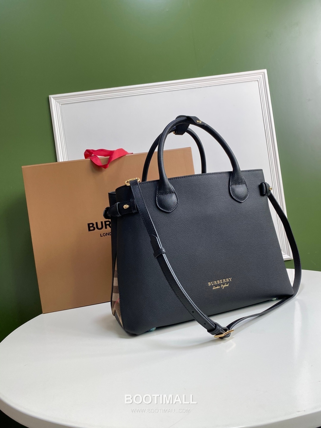 Burberry The Banner House Check Cotton Canvas, Grained Calfskin Tote Bag 버버리 더 배너 하우스 체크 코튼 캔버스, 그레인드 카프스킨 토트백 34cm 10